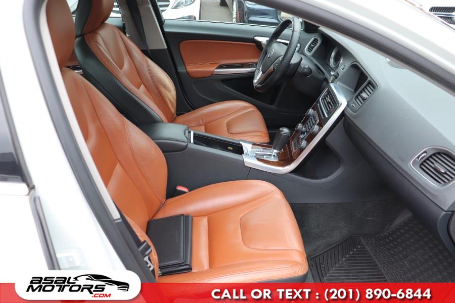 2012 Volvo S60 AWD 4dr Sdn T6, available for sale in East Rutherford, New Jersey | Asal Motors. East Rutherford, New Jersey