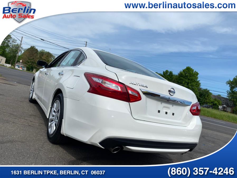 Used Nissan Altima 4dr Sdn I4 2.5 S 2016 | Berlin Auto Sales LLC. Berlin, Connecticut Used Nissan Altima 4dr Sdn I4 2.5 S 2016 | Berlin Auto Sales LLC. Berlin, Connecticut