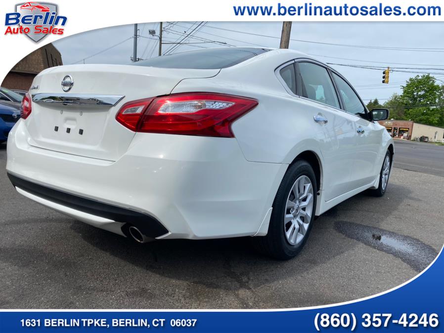 Used Nissan Altima 4dr Sdn I4 2.5 S 2016 | Berlin Auto Sales LLC. Berlin, Connecticut Used Nissan Altima 4dr Sdn I4 2.5 S 2016 | Berlin Auto Sales LLC. Berlin, Connecticut