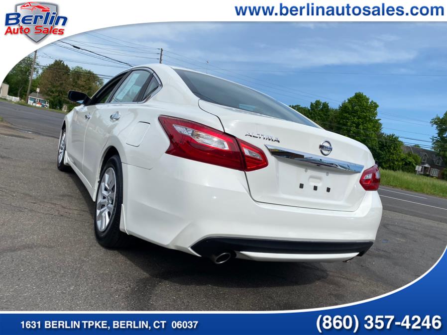 Used Nissan Altima 4dr Sdn I4 2.5 S 2016 | Berlin Auto Sales LLC. Berlin, Connecticut Used Nissan Altima 4dr Sdn I4 2.5 S 2016 | Berlin Auto Sales LLC. Berlin, Connecticut