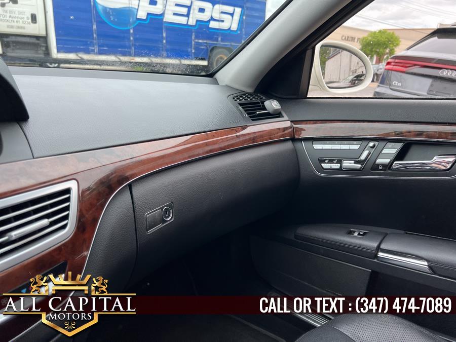 Used Mercedes-Benz S-Class 4dr Sdn 5.5L V8 4MATIC 2009 | All Capital Motors. Brooklyn, New York Used Mercedes-Benz S-Class 4dr Sdn 5.5L V8 4MATIC 2009 | All Capital Motors. Brooklyn, New York