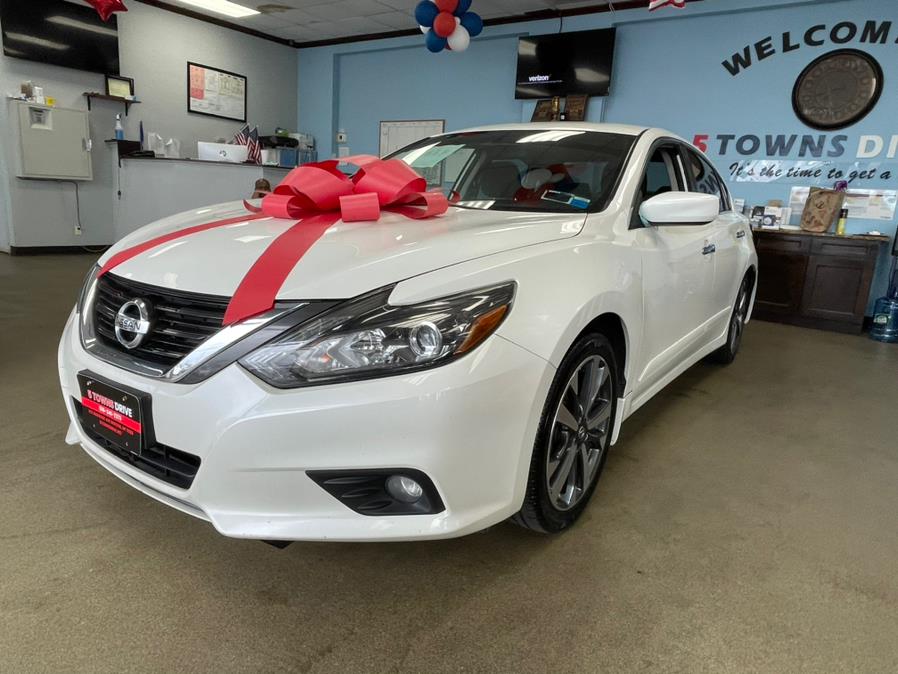 Used Nissan Altima 4dr Sdn I4 2.5 SR 2016 | 5 Towns Drive. Inwood, New York Used Nissan Altima 4dr Sdn I4 2.5 SR 2016 | 5 Towns Drive. Inwood, New York