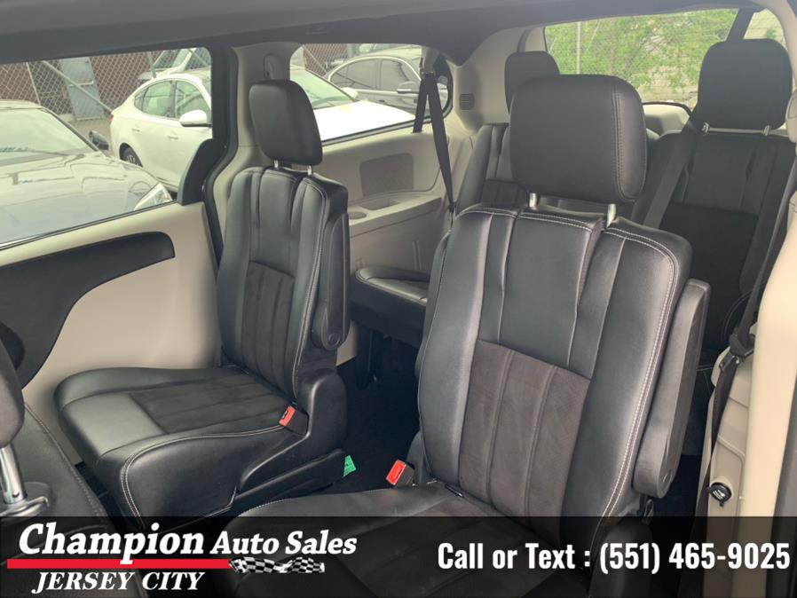 Used Dodge Grand Caravan SXT Wagon 2020 | Champion Auto Sales of JC. Jersey City, New Jersey Used Dodge Grand Caravan SXT Wagon 2020 | Champion Auto Sales of JC. Jersey City, New Jersey