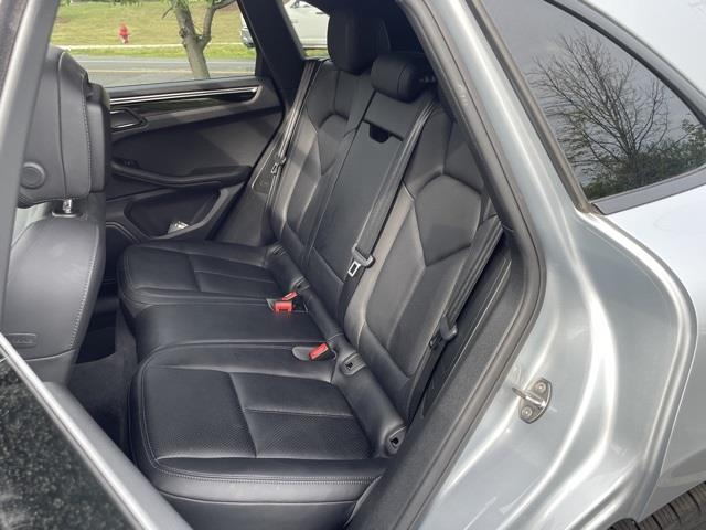 Used Porsche Macan Base 2017 | Blasius Federal Road. Brookfield, Connecticut Used Porsche Macan Base 2017 | Blasius Federal Road. Brookfield, Connecticut