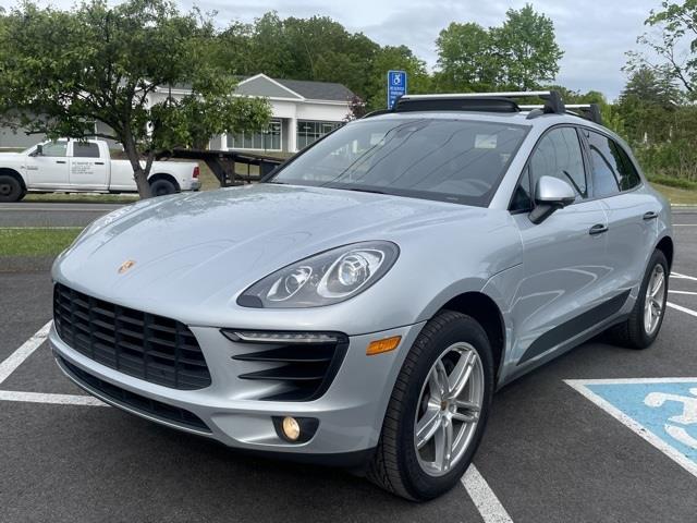 Used Porsche Macan Base 2017 | Blasius Federal Road. Brookfield, Connecticut Used Porsche Macan Base 2017 | Blasius Federal Road. Brookfield, Connecticut