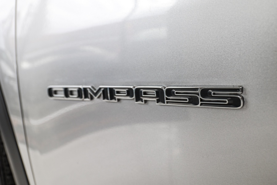 2019 Jeep Compass Latitude 4x4, available for sale in ELMONT, New York | 26 Motors Long Island. ELMONT, New York 2019 Jeep Compass Latitude 4x4, available for sale in ELMONT, New York | 26 Motors Long Island. ELMONT, New York