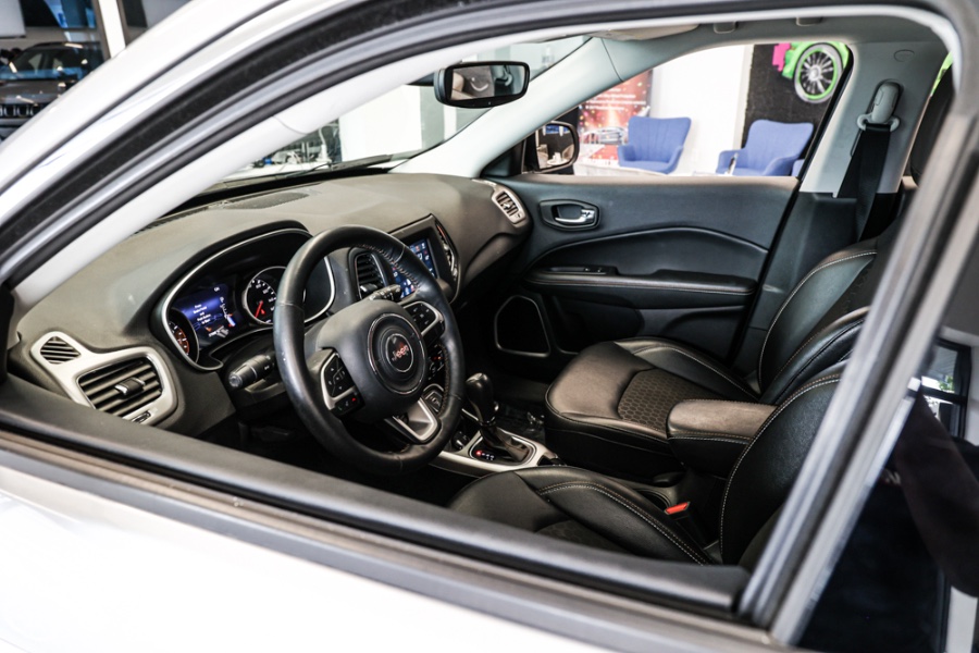 2019 Jeep Compass Latitude 4x4, available for sale in ELMONT, New York | 26 Motors Long Island. ELMONT, New York 2019 Jeep Compass Latitude 4x4, available for sale in ELMONT, New York | 26 Motors Long Island. ELMONT, New York