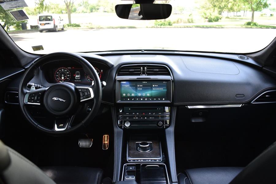 Used Jaguar F-pace 25t R Sport AWD 4dr SUV 2019 | Camy Cars. Great Neck, New York Used Jaguar F-pace 25t R Sport AWD 4dr SUV 2019 | Camy Cars. Great Neck, New York