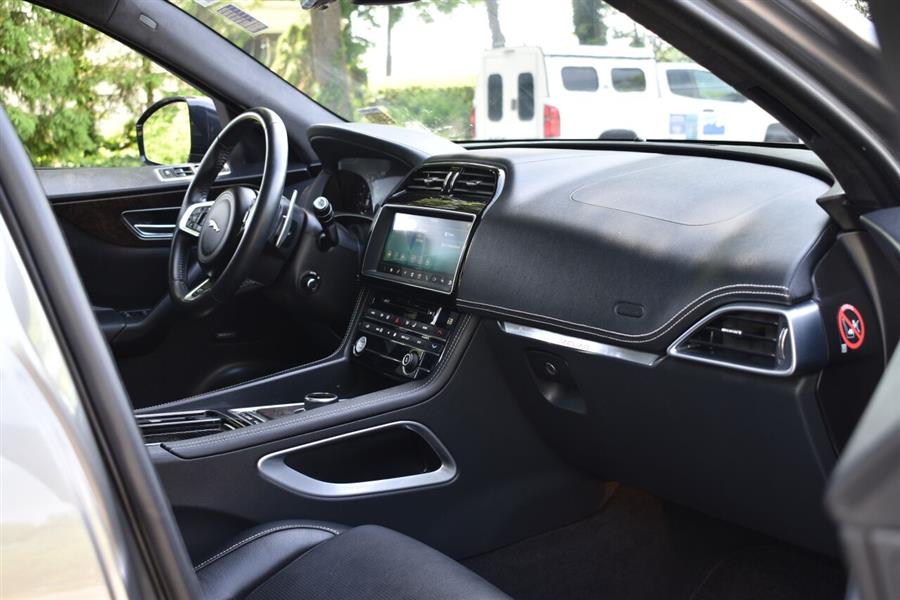 Used Jaguar F-pace 25t R Sport AWD 4dr SUV 2019 | Camy Cars. Great Neck, New York Used Jaguar F-pace 25t R Sport AWD 4dr SUV 2019 | Camy Cars. Great Neck, New York