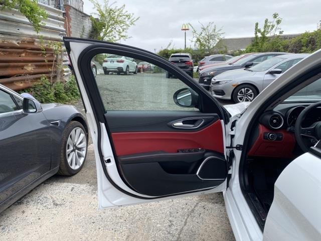 Used Alfa Romeo Giulia Sport 2019 | Victory Cars Central. Levittown, New York Used Alfa Romeo Giulia Sport 2019 | Victory Cars Central. Levittown, New York