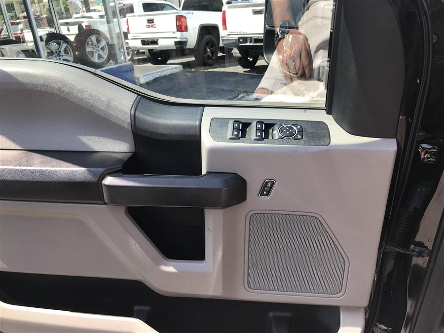 Used Ford Super Duty F-250 SRW XL 4WD Crew Cab 8'' Box 2017 | Second Street Auto Sales Inc. Manchester, New Hampshire Used Ford Super Duty F-250 SRW XL 4WD Crew Cab 8'' Box 2017 | Second Street Auto Sales Inc. Manchester, New Hampshire