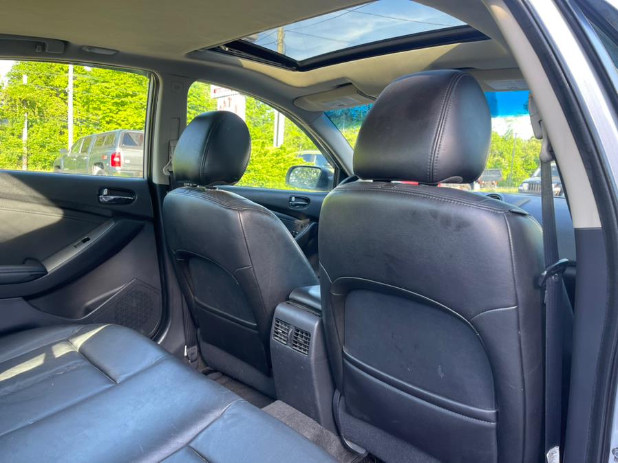 2009 Nissan Altima 3.5 SL Sunroof & Leather, available for sale in East Windsor, Connecticut | Toro Auto. East Windsor, Connecticut 2009 Nissan Altima 3.5 SL Sunroof & Leather, available for sale in East Windsor, Connecticut | Toro Auto. East Windsor, Connecticut