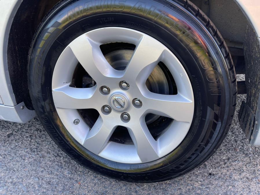 2009 Nissan Altima 3.5 SL Sunroof & Leather, available for sale in East Windsor, Connecticut | Toro Auto. East Windsor, Connecticut 2009 Nissan Altima 3.5 SL Sunroof & Leather, available for sale in East Windsor, Connecticut | Toro Auto. East Windsor, Connecticut