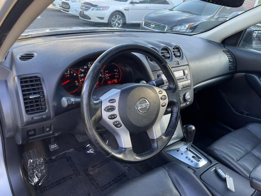 2009 Nissan Altima 3.5 SL Sunroof & Leather, available for sale in East Windsor, Connecticut | Toro Auto. East Windsor, Connecticut 2009 Nissan Altima 3.5 SL Sunroof & Leather, available for sale in East Windsor, Connecticut | Toro Auto. East Windsor, Connecticut