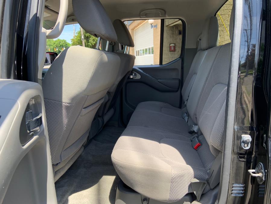 Used Nissan Frontier 4WD Crew Cab SWB Auto S 2013 | Bridge Motors LLC. Derby, Connecticut Used Nissan Frontier 4WD Crew Cab SWB Auto S 2013 | Bridge Motors LLC. Derby, Connecticut