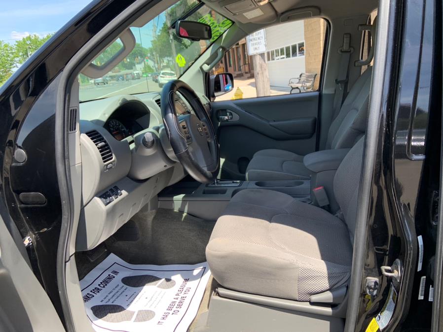 Used Nissan Frontier 4WD Crew Cab SWB Auto S 2013 | Bridge Motors LLC. Derby, Connecticut Used Nissan Frontier 4WD Crew Cab SWB Auto S 2013 | Bridge Motors LLC. Derby, Connecticut