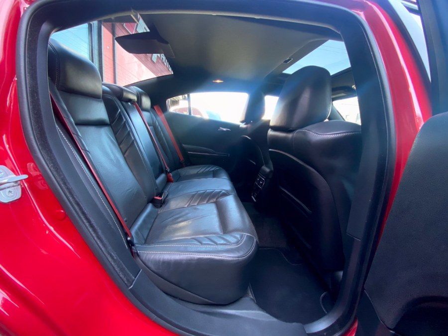 Used Dodge Charger 4dr Sdn SRT Hellcat RWD 2015 | RT Auto Center LLC. Newark, New Jersey Used Dodge Charger 4dr Sdn SRT Hellcat RWD 2015 | RT Auto Center LLC. Newark, New Jersey