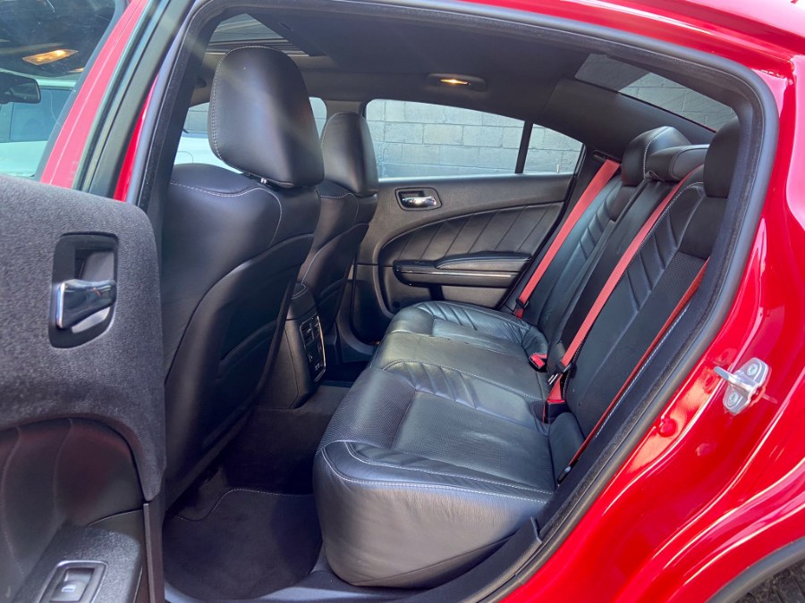 Used Dodge Charger 4dr Sdn SRT Hellcat RWD 2015 | RT Auto Center LLC. Newark, New Jersey Used Dodge Charger 4dr Sdn SRT Hellcat RWD 2015 | RT Auto Center LLC. Newark, New Jersey
