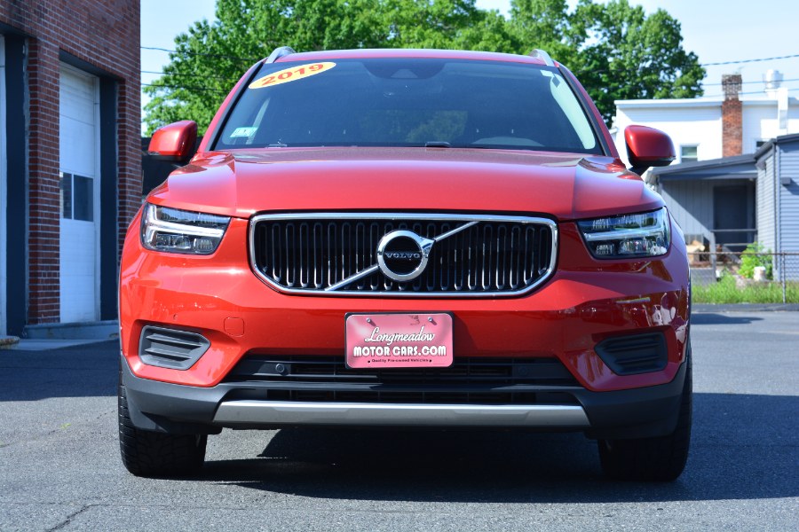 Used Volvo XC40 T5 AWD Momentum 2019 | Longmeadow Motor Cars. ENFIELD, Connecticut