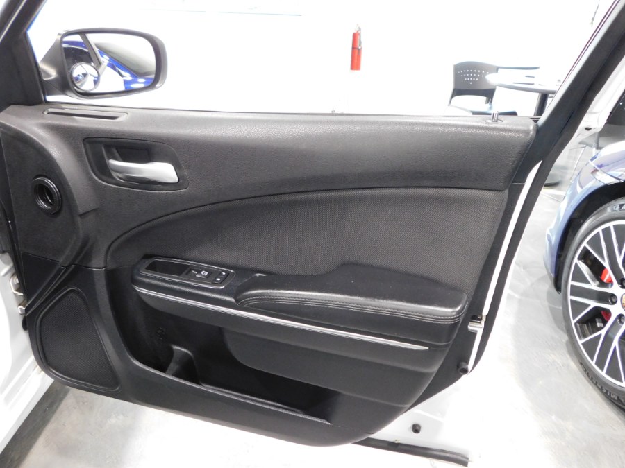 Used Dodge Charger 4dr Sdn SE RWD 2015 | Auto Gallery. Lodi, New Jersey Used Dodge Charger 4dr Sdn SE RWD 2015 | Auto Gallery. Lodi, New Jersey