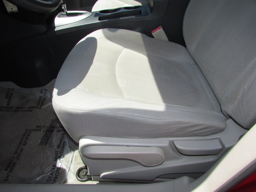 2011 Nissan Rogue FWD 4dr S, available for sale in East Windsor, Connecticut | United Auto Sales of E Windsor, Inc. East Windsor, Connecticut 2011 Nissan Rogue FWD 4dr S, available for sale in East Windsor, Connecticut | United Auto Sales of E Windsor, Inc. East Windsor, Connecticut