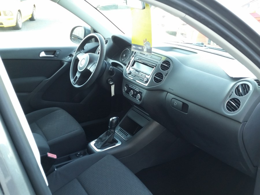Used Volkswagen Tiguan 2WD 4dr Auto S 2012 | Action Automotive. Berlin, Connecticut Used Volkswagen Tiguan 2WD 4dr Auto S 2012 | Action Automotive. Berlin, Connecticut
