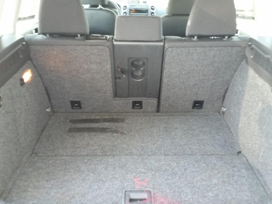 Used Volkswagen Tiguan 2WD 4dr Auto S 2012 | Action Automotive. Berlin, Connecticut Used Volkswagen Tiguan 2WD 4dr Auto S 2012 | Action Automotive. Berlin, Connecticut