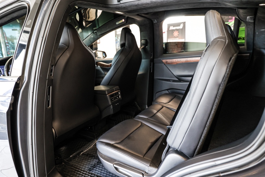 Used Tesla Model X 100D AWD 2018 | 26 Motors Long Island. ELMONT, New York Used Tesla Model X 100D AWD 2018 | 26 Motors Long Island. ELMONT, New York