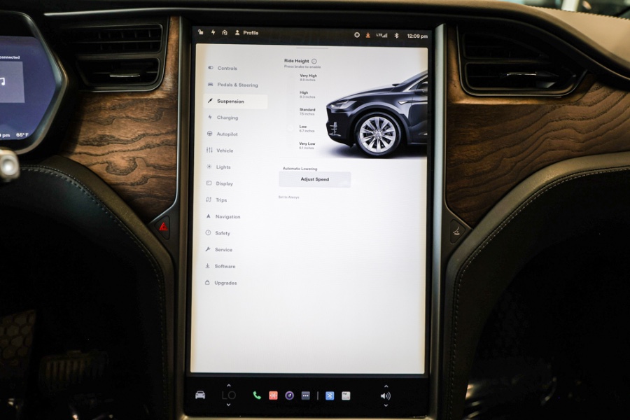 Used Tesla Model X 100D AWD 2018 | 26 Motors Long Island. ELMONT, New York Used Tesla Model X 100D AWD 2018 | 26 Motors Long Island. ELMONT, New York