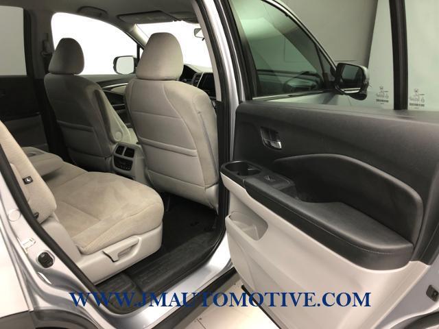 2016 Honda Pilot AWD 4dr EX, available for sale in Naugatuck, Connecticut | J&M Automotive Sls&Svc LLC. Naugatuck, Connecticut 2016 Honda Pilot AWD 4dr EX, available for sale in Naugatuck, Connecticut | J&M Automotive Sls&Svc LLC. Naugatuck, Connecticut