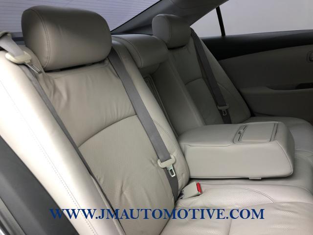 Used Lexus Es 350 4dr Sdn 2010 | J&M Automotive Sls&Svc LLC. Naugatuck, Connecticut Used Lexus Es 350 4dr Sdn 2010 | J&M Automotive Sls&Svc LLC. Naugatuck, Connecticut