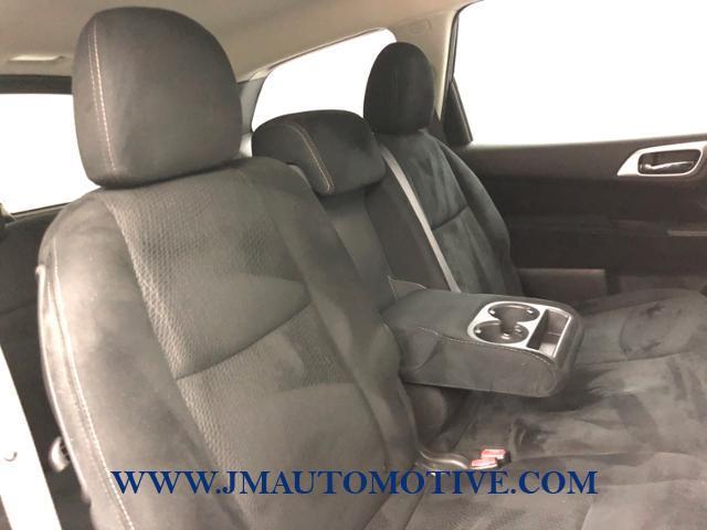 Used Nissan Pathfinder 4WD 4dr SV 2014 | J&M Automotive Sls&Svc LLC. Naugatuck, Connecticut Used Nissan Pathfinder 4WD 4dr SV 2014 | J&M Automotive Sls&Svc LLC. Naugatuck, Connecticut