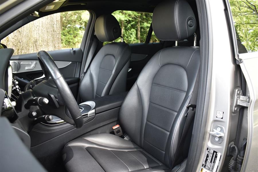 2019 Mercedes-benz Glc GLC 300 4MATIC AWD 4dr SUV, available for sale in Great Neck, New York | Camy Cars. Great Neck, New York 2019 Mercedes-benz Glc GLC 300 4MATIC AWD 4dr SUV, available for sale in Great Neck, New York | Camy Cars. Great Neck, New York
