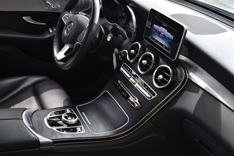 2019 Mercedes-benz Glc GLC 300 4MATIC AWD 4dr SUV, available for sale in Great Neck, New York | Camy Cars. Great Neck, New York 2019 Mercedes-benz Glc GLC 300 4MATIC AWD 4dr SUV, available for sale in Great Neck, New York | Camy Cars. Great Neck, New York