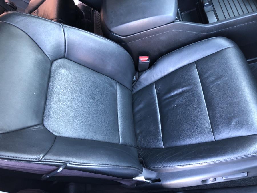2010 Honda Pilot 4WD 4dr Touring w/Navi, available for sale in Waterbury, Connecticut | National Auto Brokers, Inc.. Waterbury, Connecticut 2010 Honda Pilot 4WD 4dr Touring w/Navi, available for sale in Waterbury, Connecticut | National Auto Brokers, Inc.. Waterbury, Connecticut