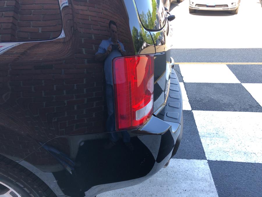 2010 Honda Pilot 4WD 4dr Touring w/Navi, available for sale in Waterbury, Connecticut | National Auto Brokers, Inc.. Waterbury, Connecticut 2010 Honda Pilot 4WD 4dr Touring w/Navi, available for sale in Waterbury, Connecticut | National Auto Brokers, Inc.. Waterbury, Connecticut