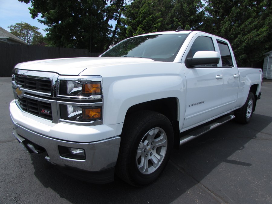 2015 Chevrolet Silverado 1500 4WD Double Cab 143.5" LT w/1LT, available for sale in Milford, Connecticut | Chip's Auto Sales Inc. Milford, Connecticut