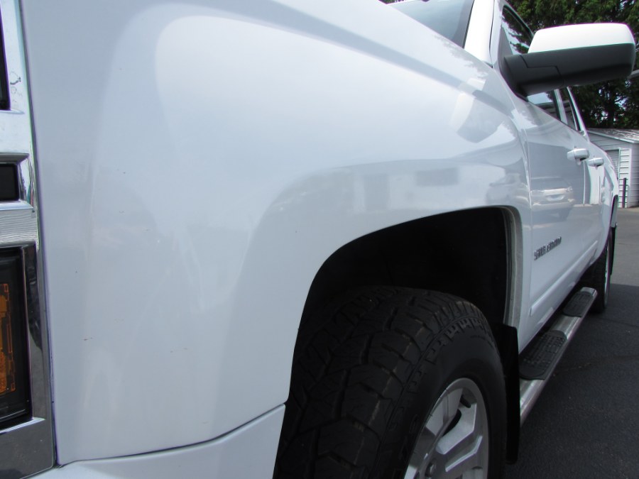 2015 Chevrolet Silverado 1500 4WD Double Cab 143.5" LT w/1LT, available for sale in Milford, Connecticut | Chip's Auto Sales Inc. Milford, Connecticut 2015 Chevrolet Silverado 1500 4WD Double Cab 143.5" LT w/1LT, available for sale in Milford, Connecticut | Chip's Auto Sales Inc. Milford, Connecticut