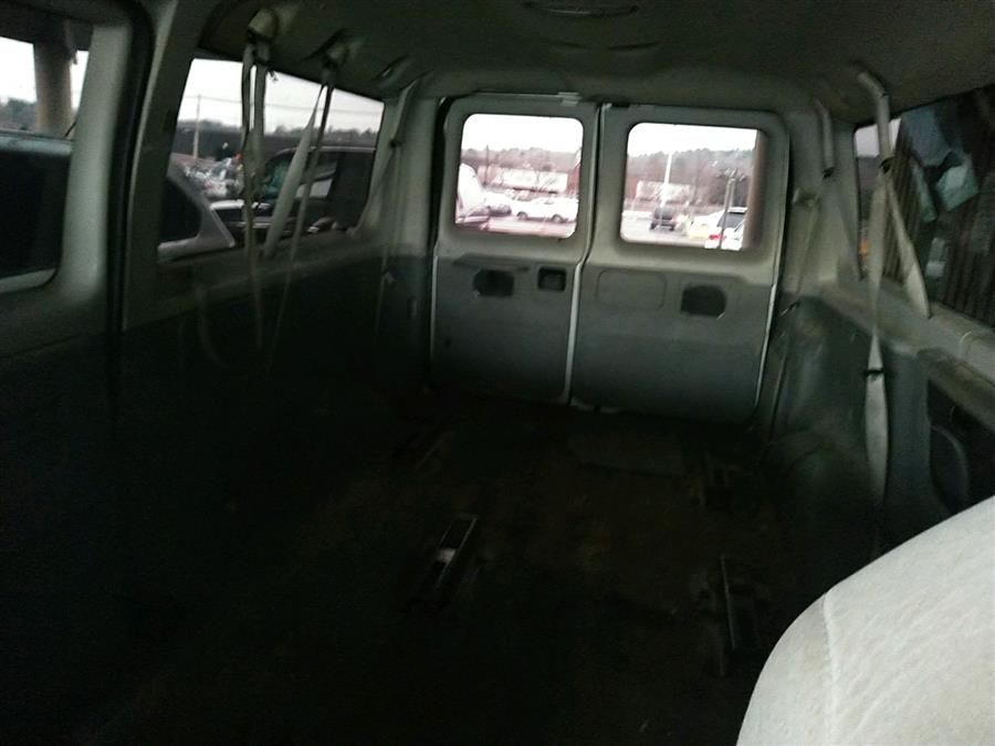Used Ford Econoline Wagon E-350 Super Duty XLT 2010 | Raymonds Cars Inc. Corona, New York Used Ford Econoline Wagon E-350 Super Duty XLT 2010 | Raymonds Cars Inc. Corona, New York