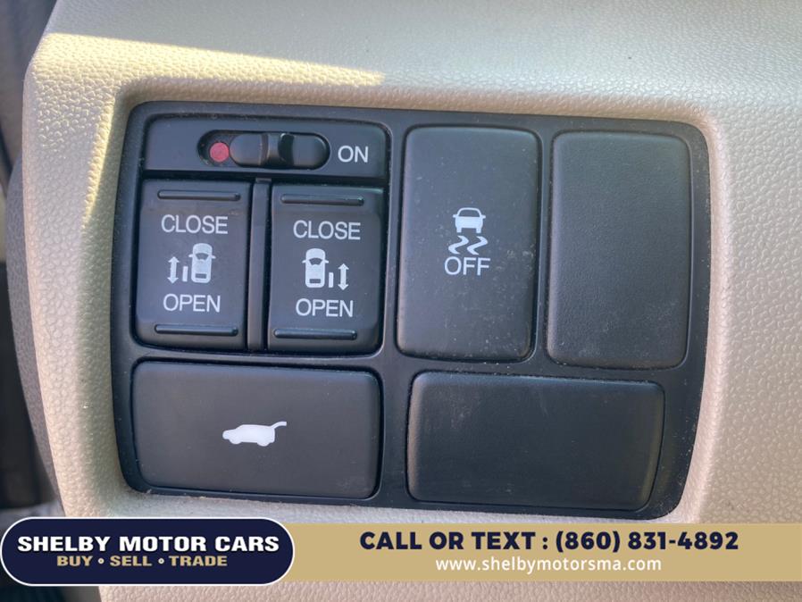 2011 Honda Odyssey 5dr EX-L w/RES, available for sale in Springfield, Massachusetts | Shelby Motor Cars. Springfield, Massachusetts 2011 Honda Odyssey 5dr EX-L w/RES, available for sale in Springfield, Massachusetts | Shelby Motor Cars. Springfield, Massachusetts