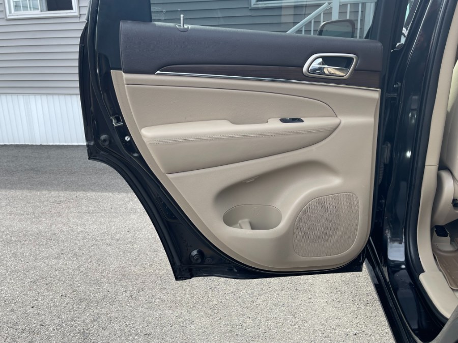 Used Jeep Grand Cherokee 4WD 4dr Overland 2015 | DZ Automall. Paterson, New Jersey Used Jeep Grand Cherokee 4WD 4dr Overland 2015 | DZ Automall. Paterson, New Jersey