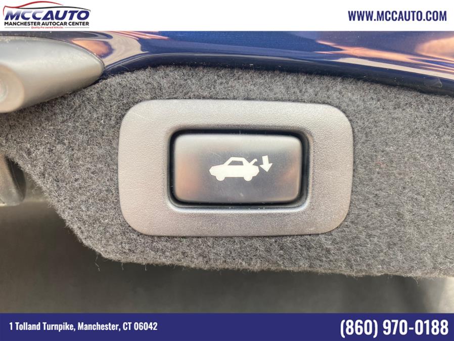 2011 Lexus LS 460 4dr Sdn AWD, available for sale in Manchester, Connecticut | Manchester Autocar Center. Manchester, Connecticut 2011 Lexus LS 460 4dr Sdn AWD, available for sale in Manchester, Connecticut | Manchester Autocar Center. Manchester, Connecticut