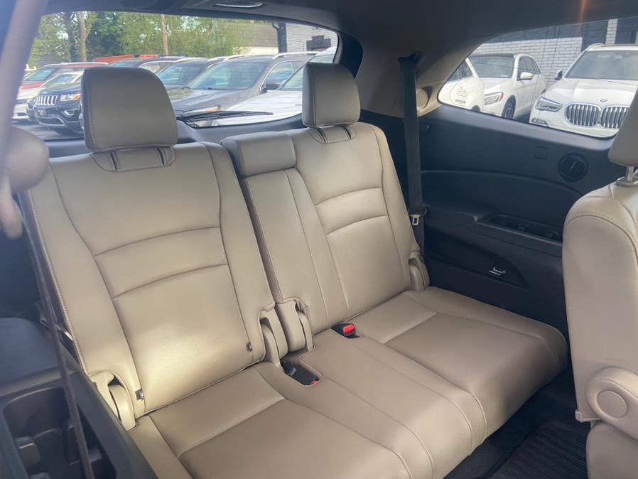 2016 Honda Pilot AWD 4dr Elite w/RES & Navi, available for sale in Newark, New Jersey | Champion Auto Sales. Newark, New Jersey 2016 Honda Pilot AWD 4dr Elite w/RES & Navi, available for sale in Newark, New Jersey | Champion Auto Sales. Newark, New Jersey