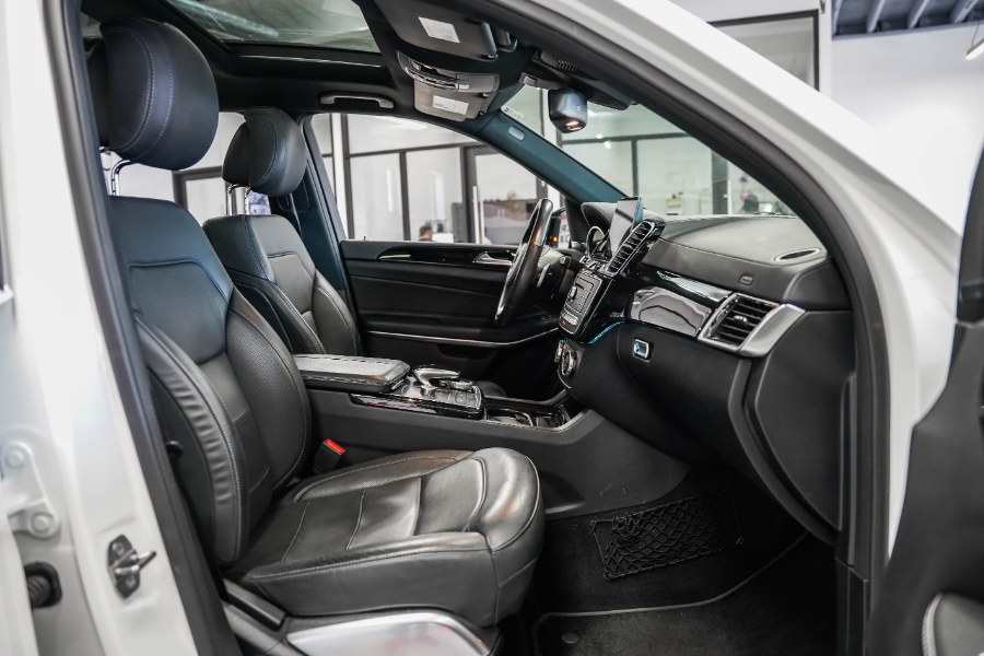 2019 Mercedes-Benz GLS GLS 550 4MATIC SUV, available for sale in Hollis, New York | Jamaica 26 Motors. Hollis, New York 2019 Mercedes-Benz GLS GLS 550 4MATIC SUV, available for sale in Hollis, New York | Jamaica 26 Motors. Hollis, New York