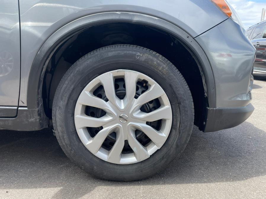 2017 Nissan Rogue AWD S. CLEAN CARFAX!!!, available for sale in Elmont, New York | Sunrise of Elmont. Elmont, New York 2017 Nissan Rogue AWD S. CLEAN CARFAX!!!, available for sale in Elmont, New York | Sunrise of Elmont. Elmont, New York