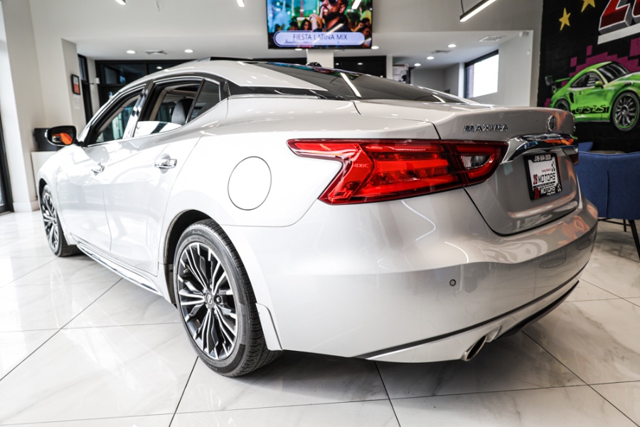2018 Nissan Maxima SL 3.5L, available for sale in ELMONT, New York | 26 Motors Long Island. ELMONT, New York 2018 Nissan Maxima SL 3.5L, available for sale in ELMONT, New York | 26 Motors Long Island. ELMONT, New York