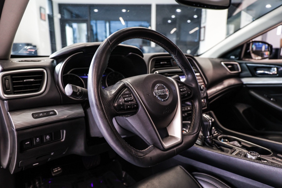 2018 Nissan Maxima SL 3.5L, available for sale in ELMONT, New York | 26 Motors Long Island. ELMONT, New York 2018 Nissan Maxima SL 3.5L, available for sale in ELMONT, New York | 26 Motors Long Island. ELMONT, New York