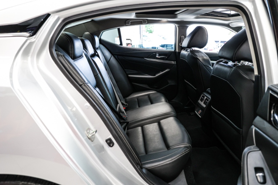2018 Nissan Maxima SL 3.5L, available for sale in ELMONT, New York | 26 Motors Long Island. ELMONT, New York 2018 Nissan Maxima SL 3.5L, available for sale in ELMONT, New York | 26 Motors Long Island. ELMONT, New York