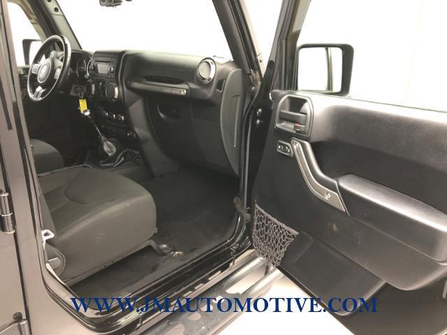 2015 Jeep Wrangler Unlimited 4WD 4dr Sport, available for sale in Naugatuck, Connecticut | J&M Automotive Sls&Svc LLC. Naugatuck, Connecticut 2015 Jeep Wrangler Unlimited 4WD 4dr Sport, available for sale in Naugatuck, Connecticut | J&M Automotive Sls&Svc LLC. Naugatuck, Connecticut