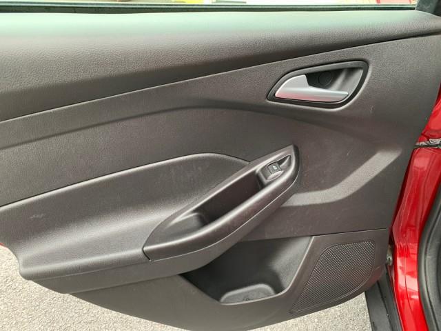 Used Ford Focus SE 2013 | Valentine Motor Company. Forestville, Maryland Used Ford Focus SE 2013 | Valentine Motor Company. Forestville, Maryland